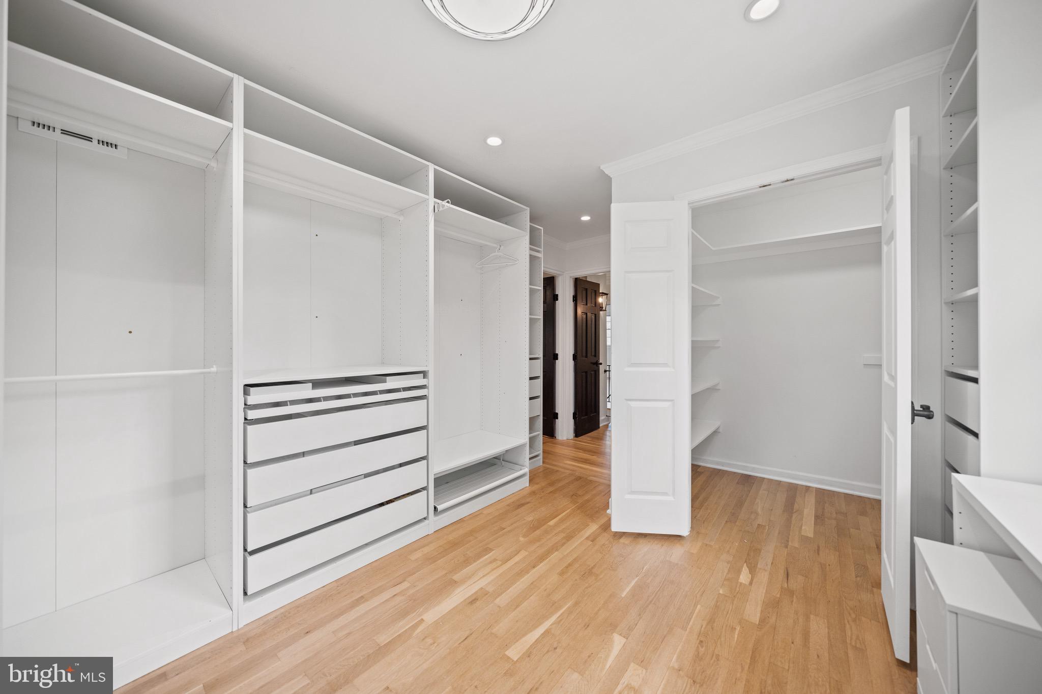 12704 THERESA DRIVE