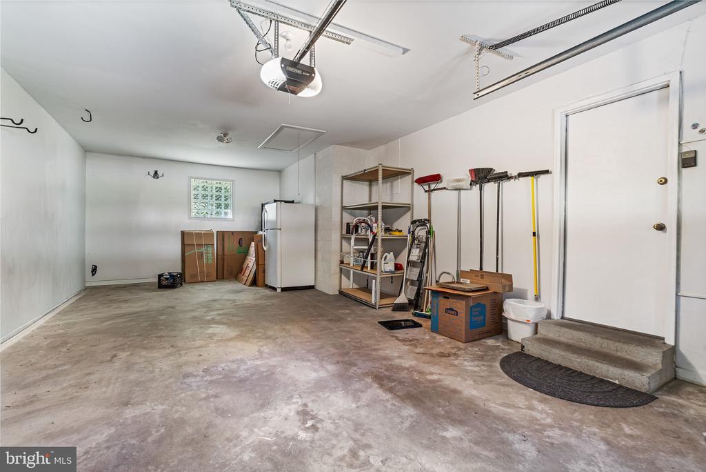 2401 FALLING CREEK ROAD