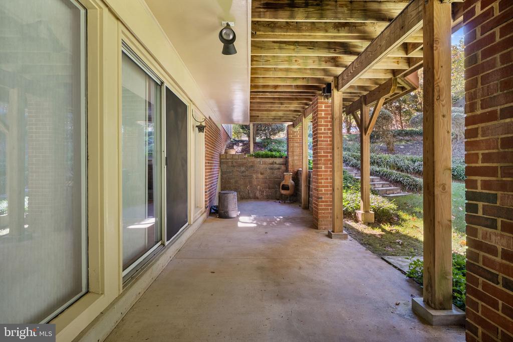 2401 FALLING CREEK ROAD