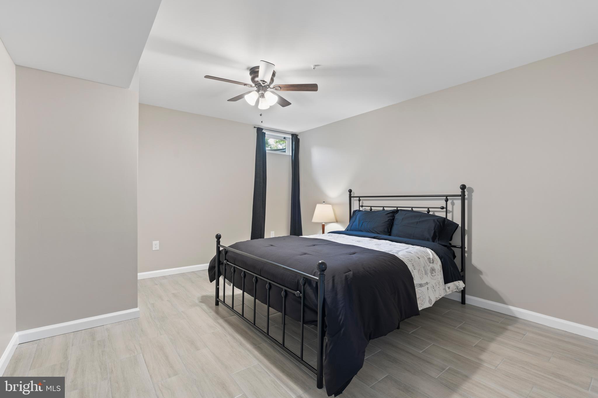 9402 Utica Pl