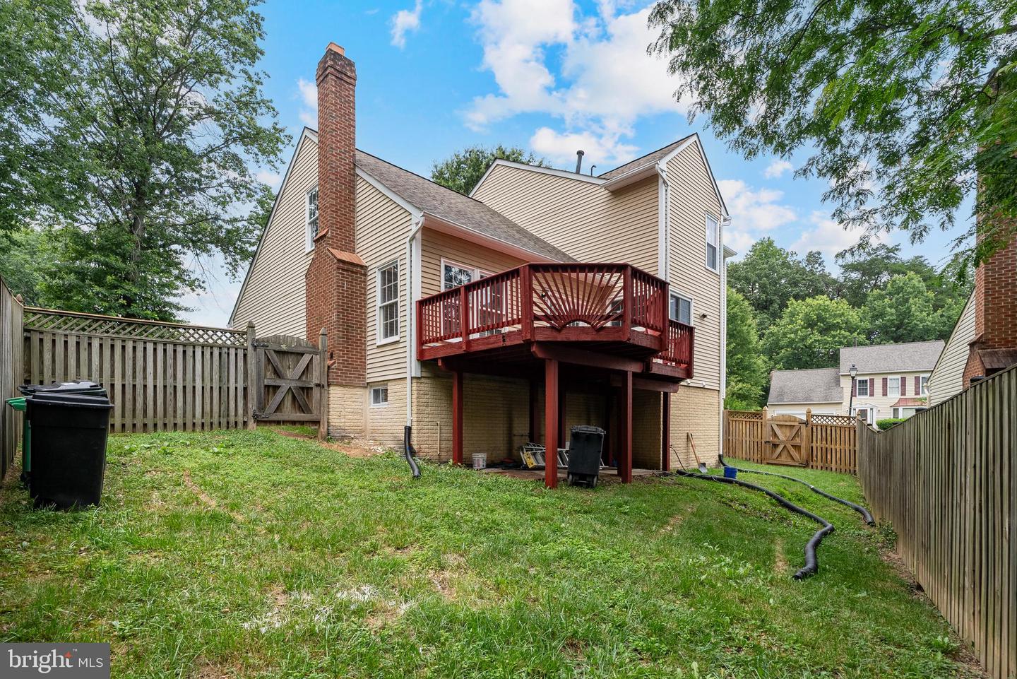 3713 la Dova Way
