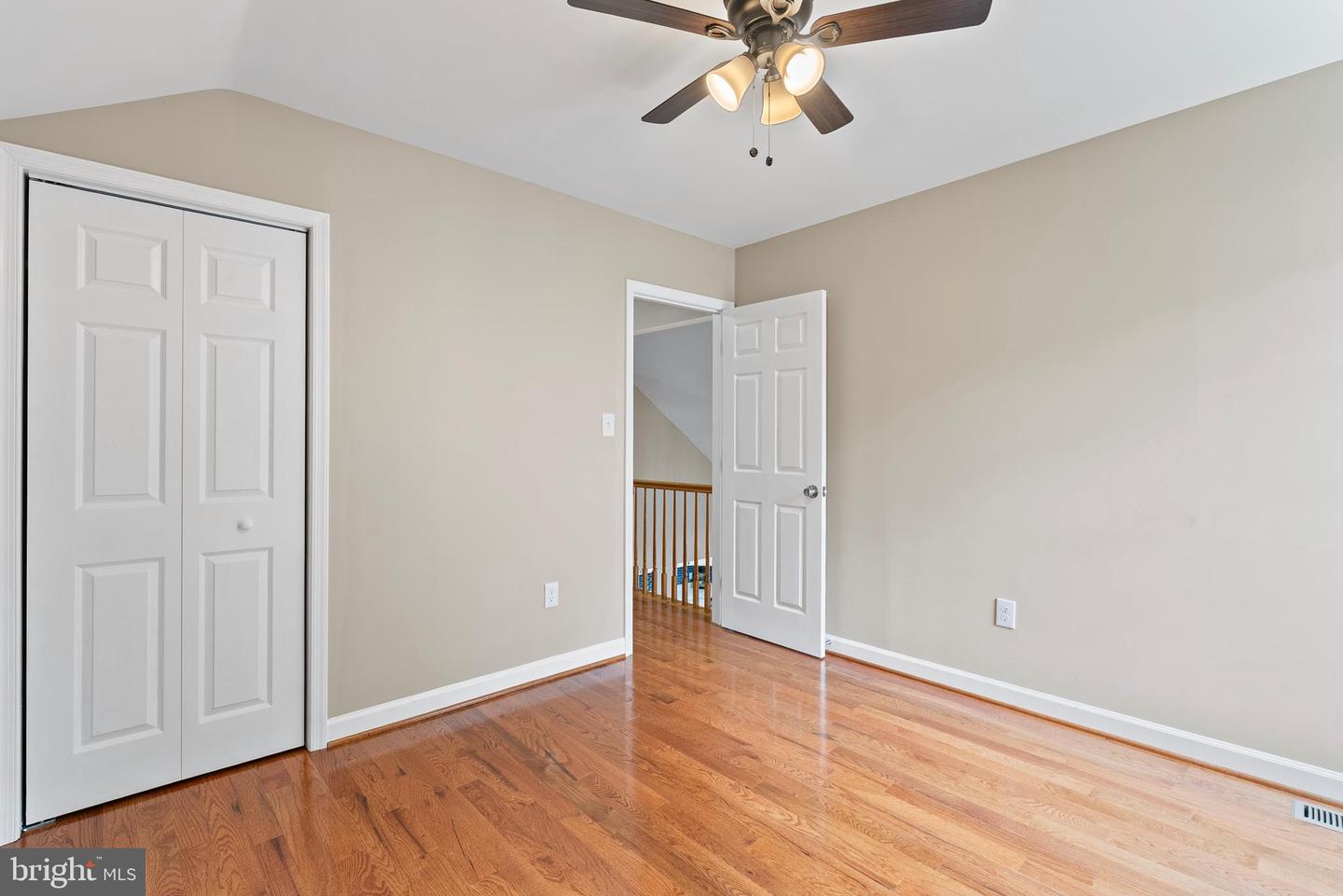 3713 la Dova Way