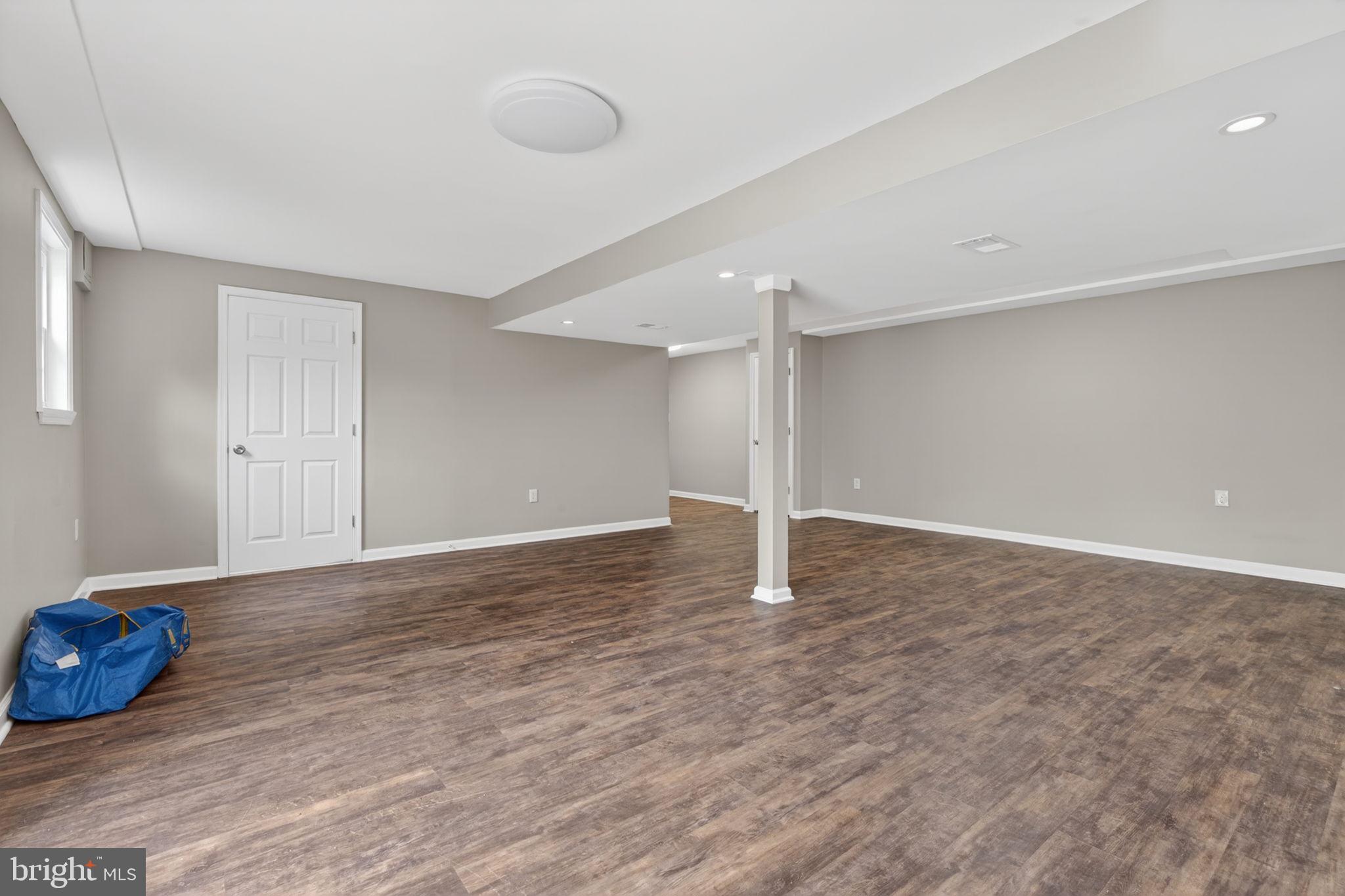 11810 FAIRGREEN LANE