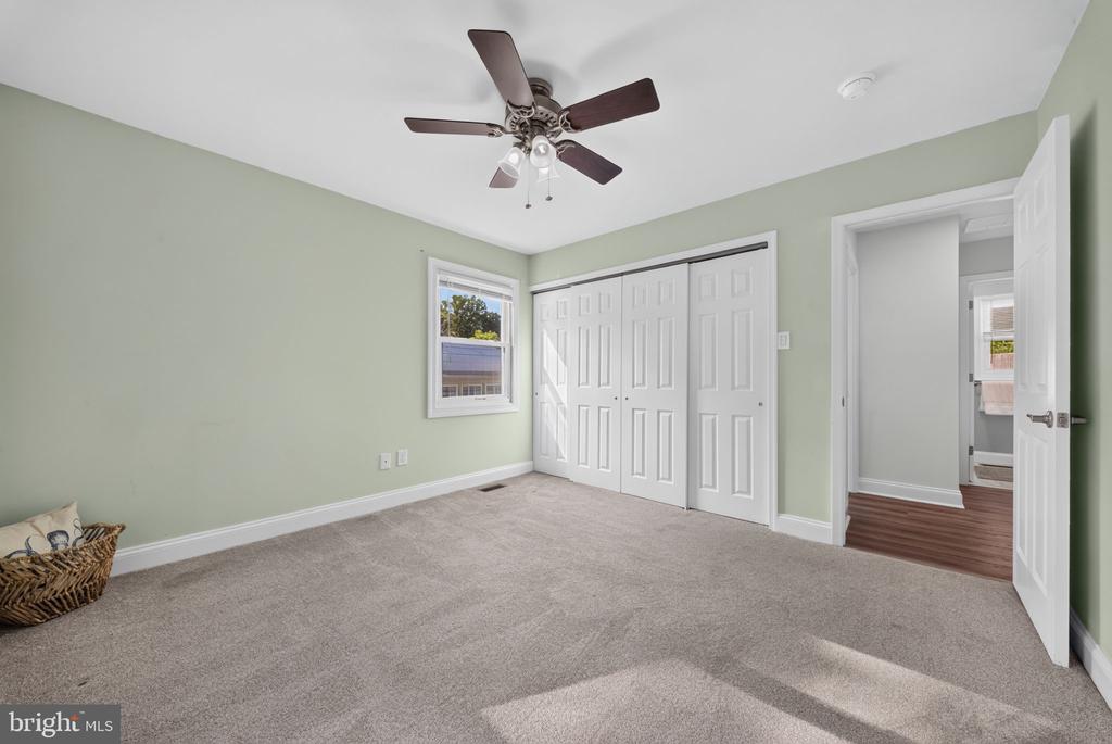 3809 IRONGATE LANE