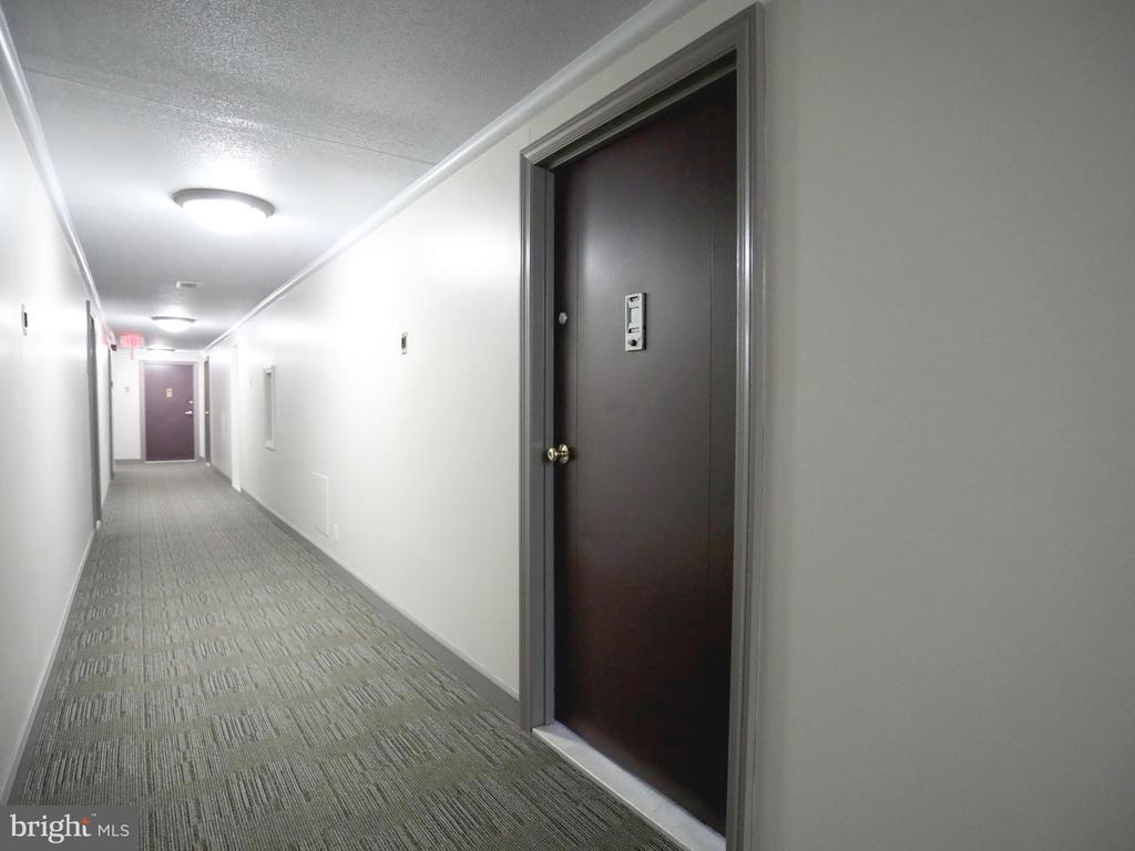 2030 N ADAMS STREET Unit: 805
