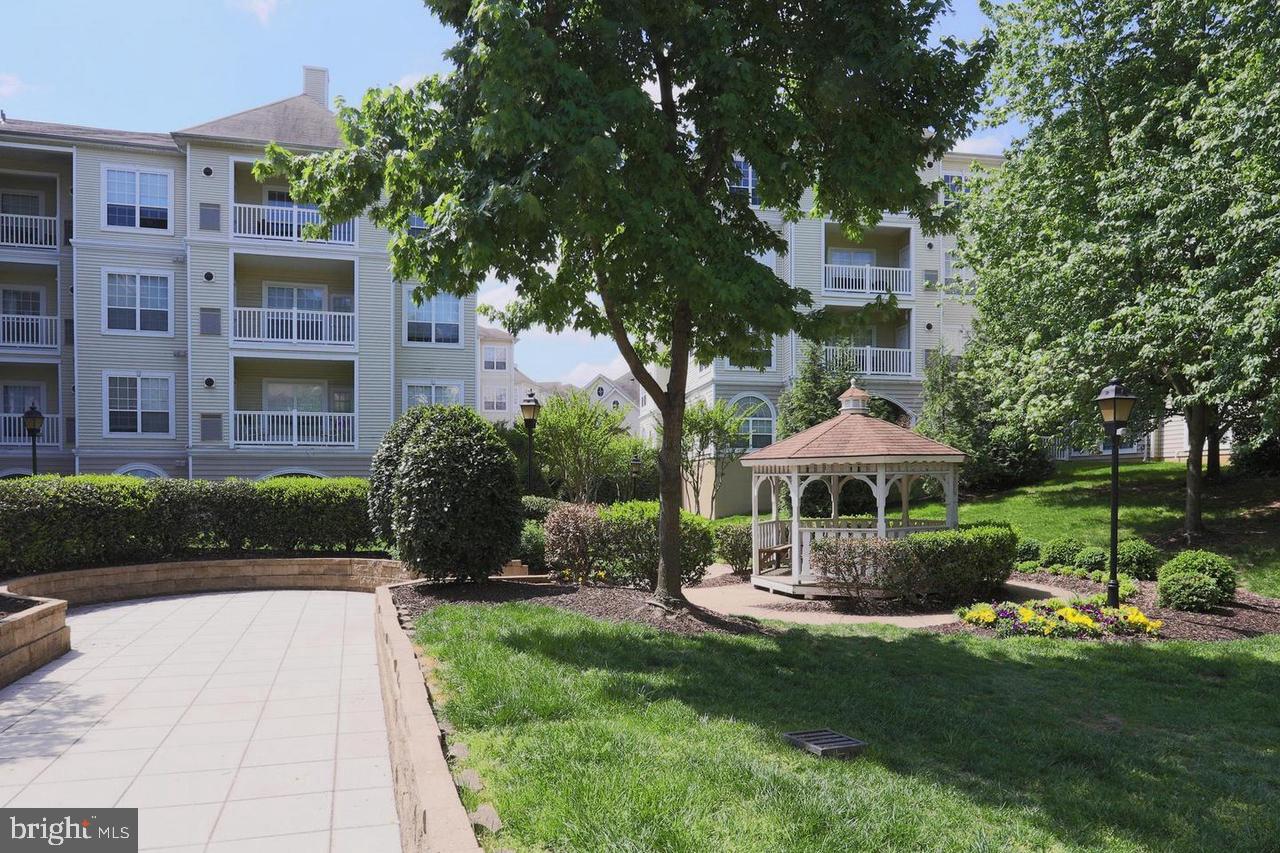 4561 STRUTFIELD LN #3405