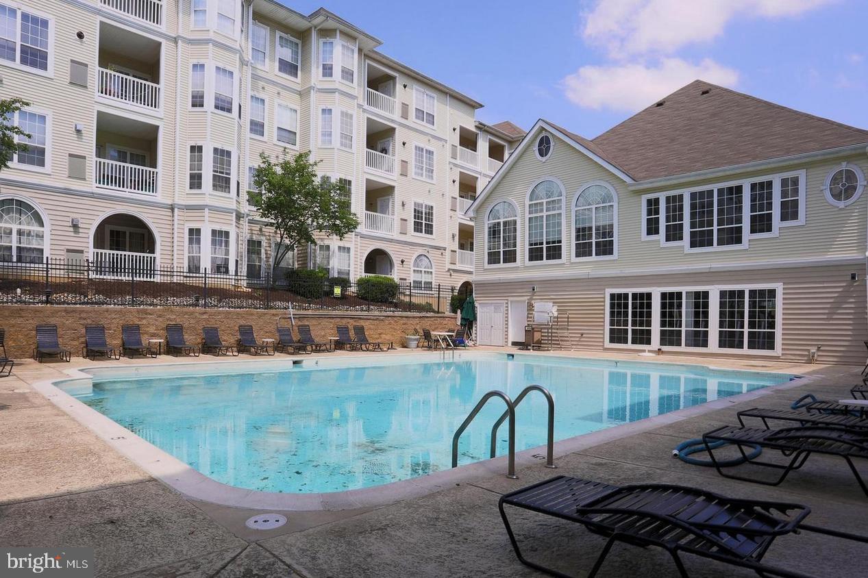 4561 STRUTFIELD LN #3405