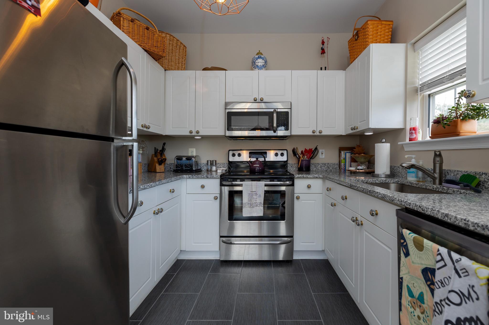 4561 STRUTFIELD LN #3405