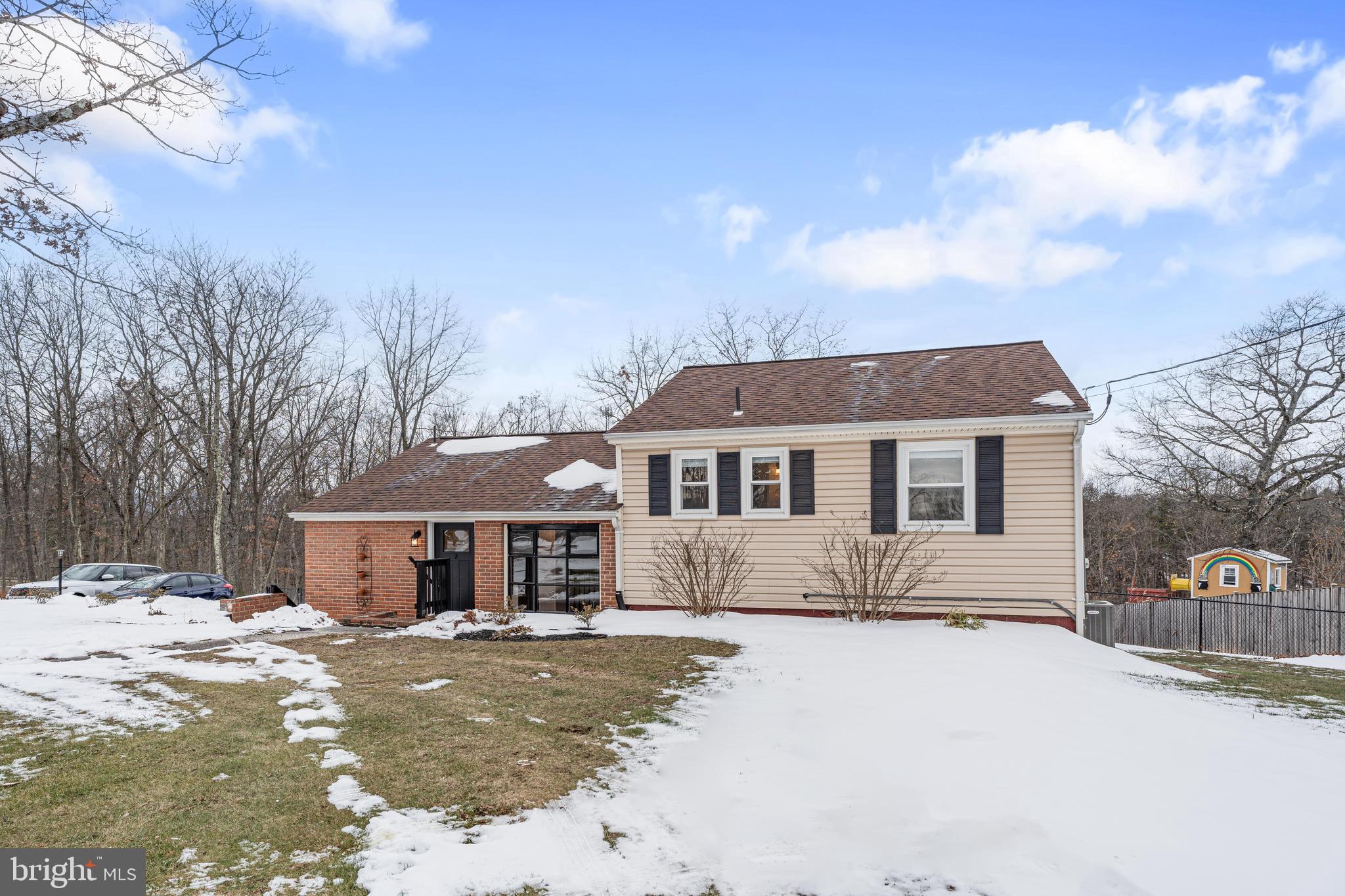 311 Hunting Ridge Rd