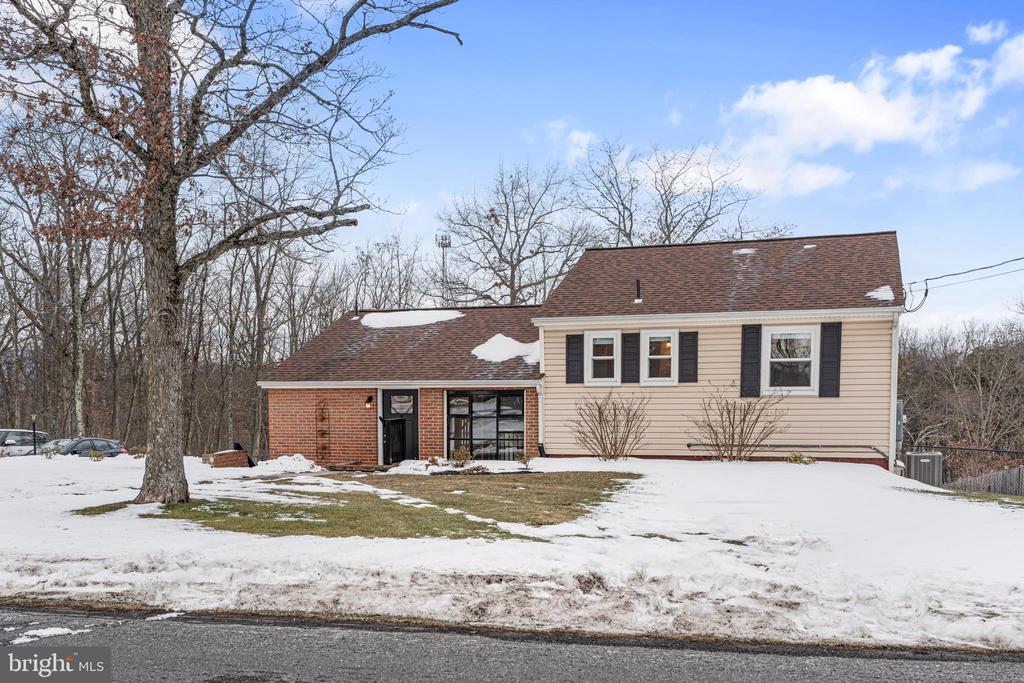 311 Hunting Ridge Rd