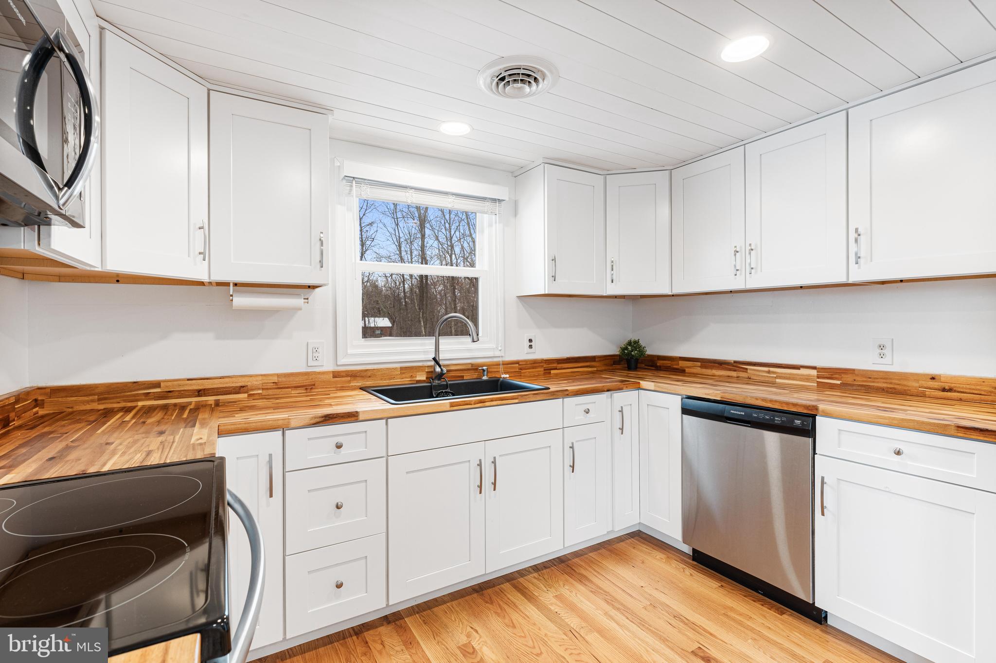 311 Hunting Ridge Rd