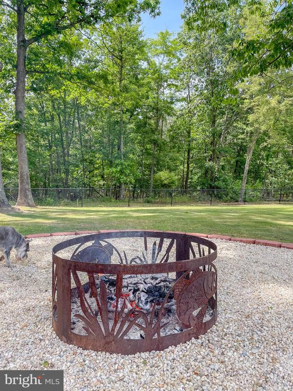 311 Hunting Ridge Rd
