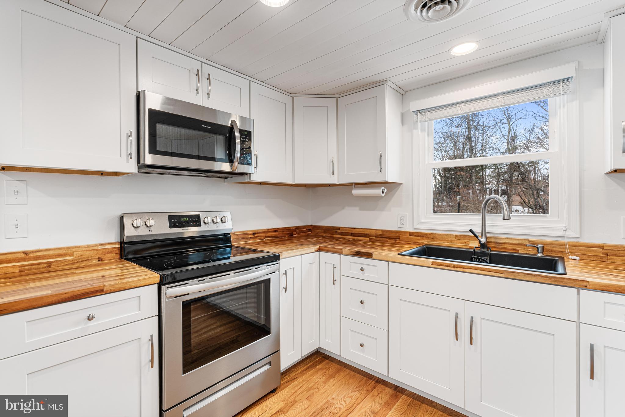 311 Hunting Ridge Rd