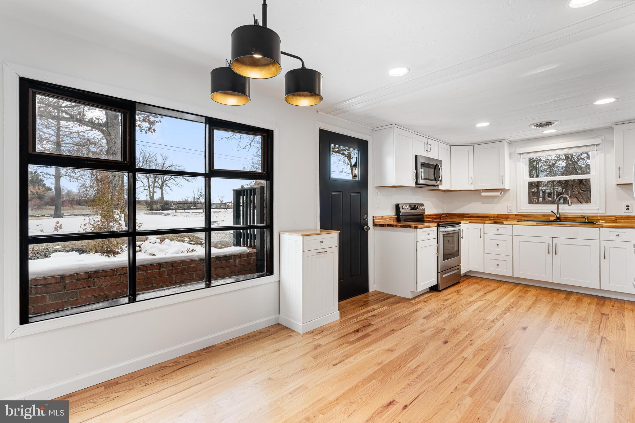 311 Hunting Ridge Rd