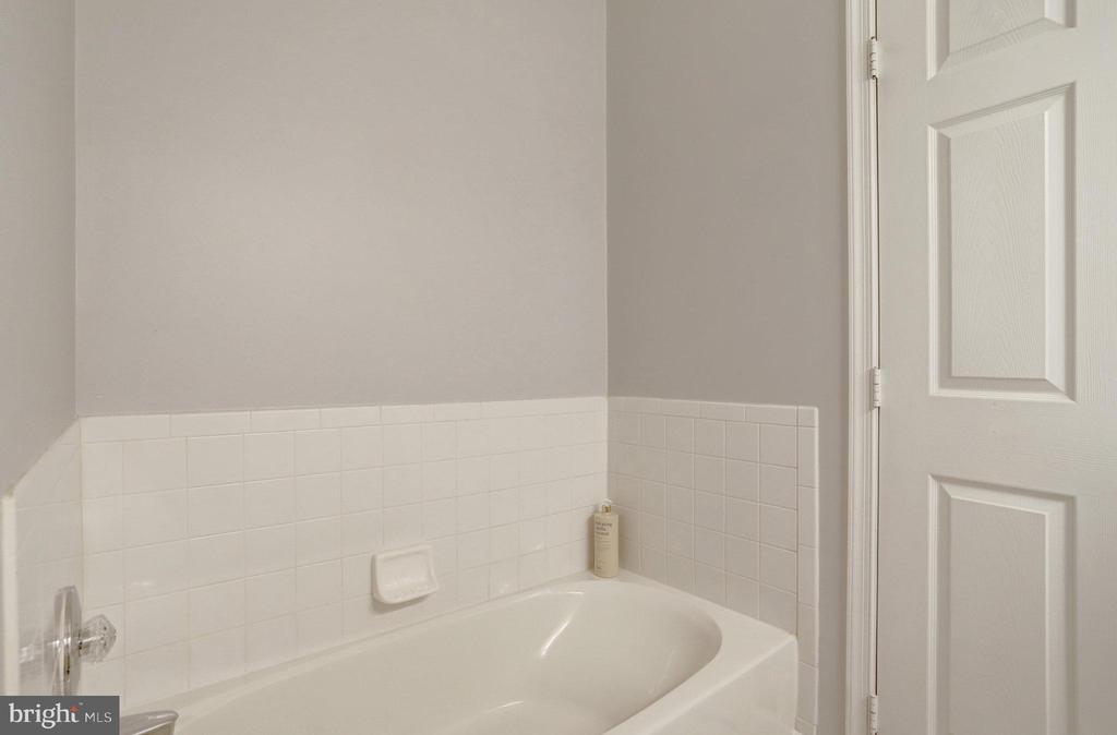 6547 GRANGE LANE 104