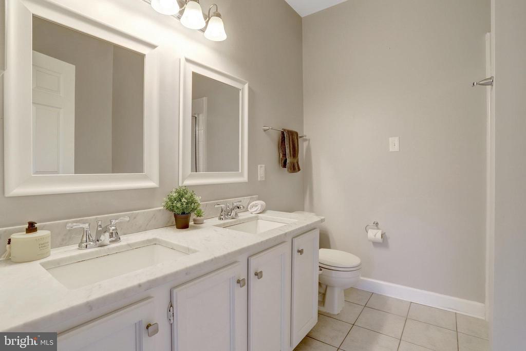 6547 GRANGE LANE 104