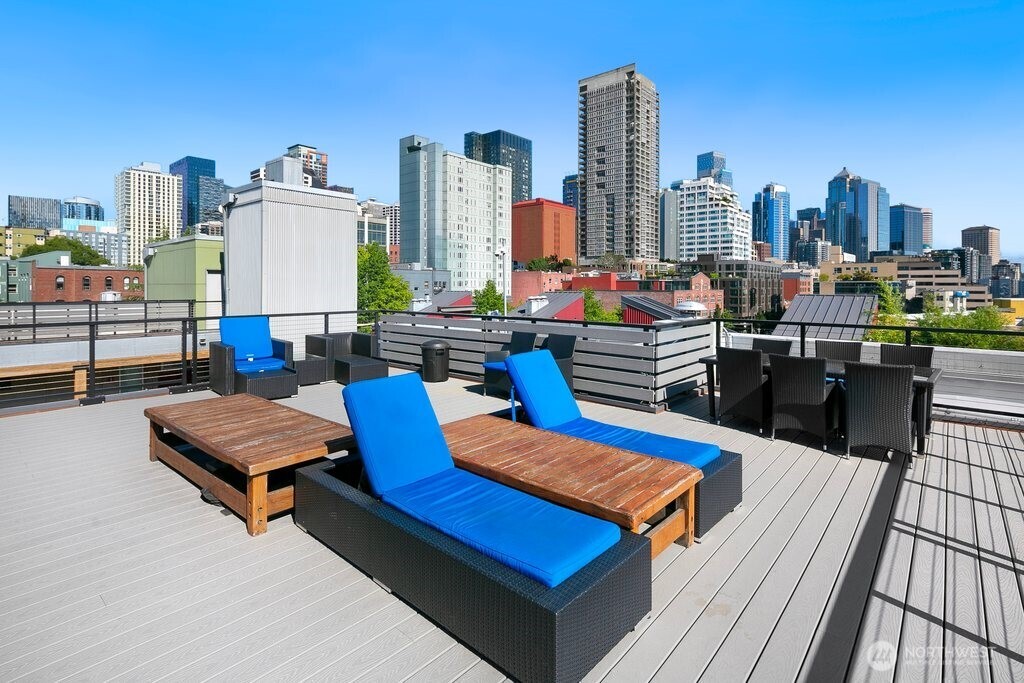 66 Bell Street Unit: 208