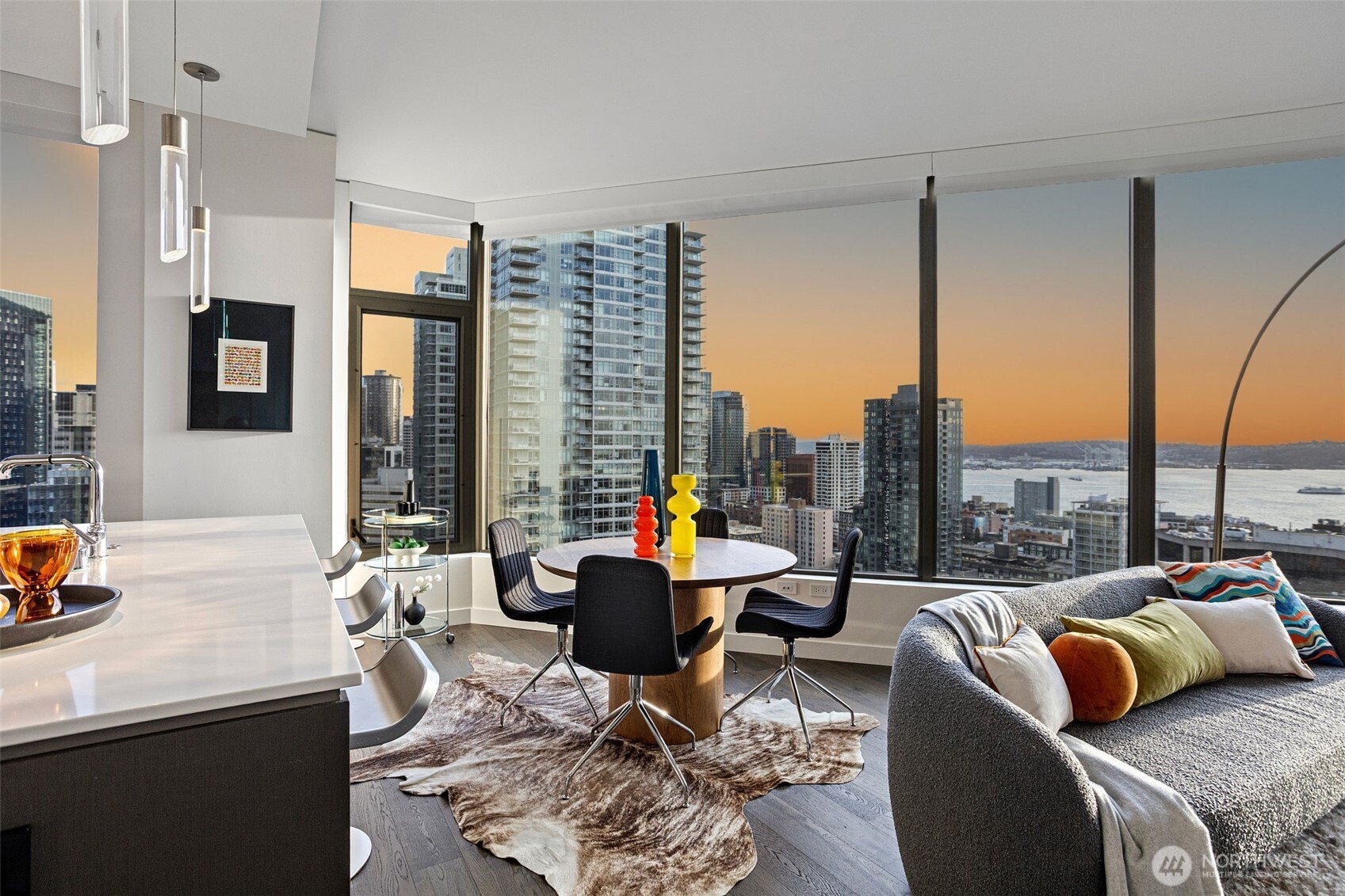 2510 6th Avenue Unit: 2504