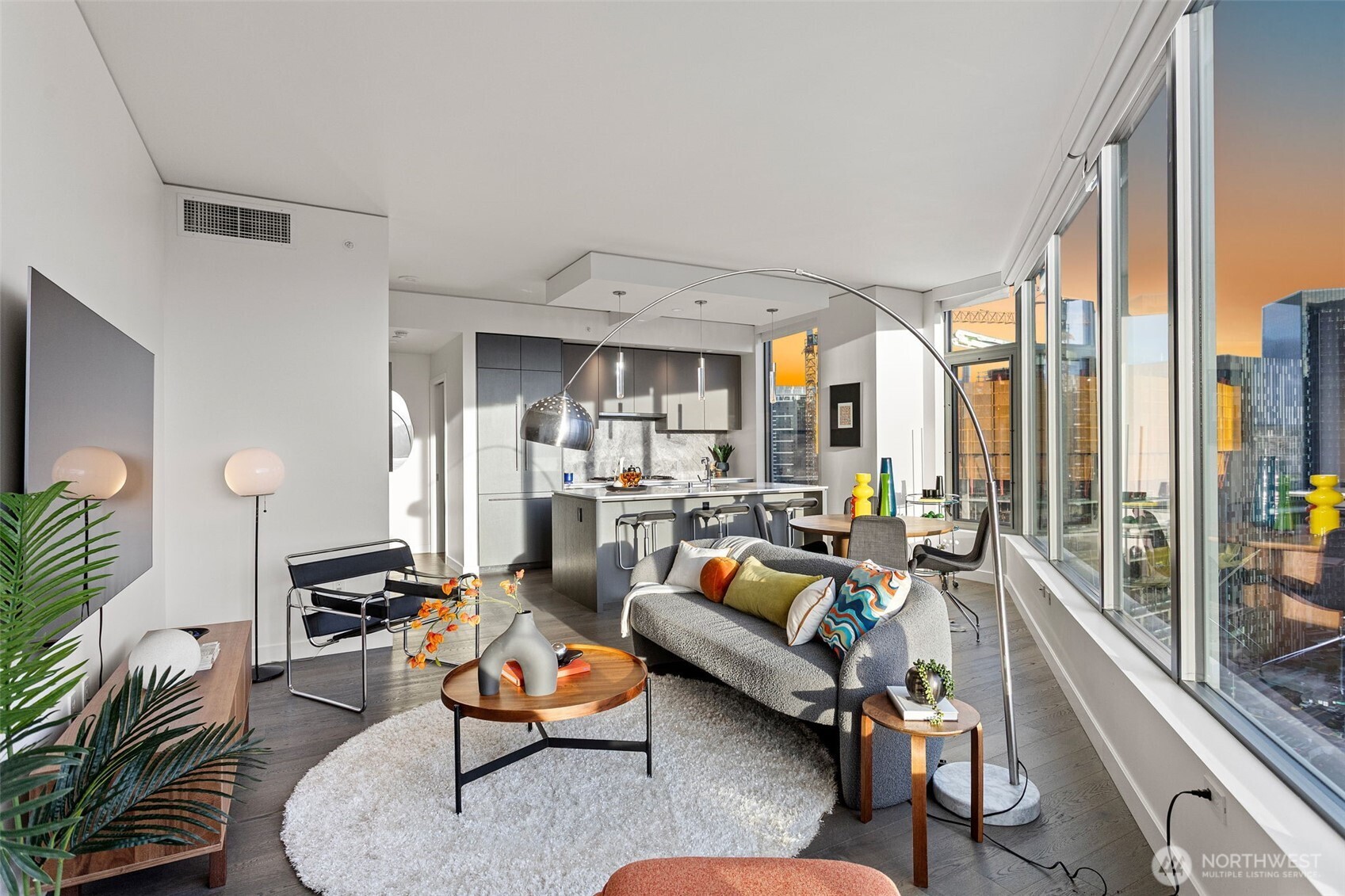 2510 6th Avenue Unit: 2504