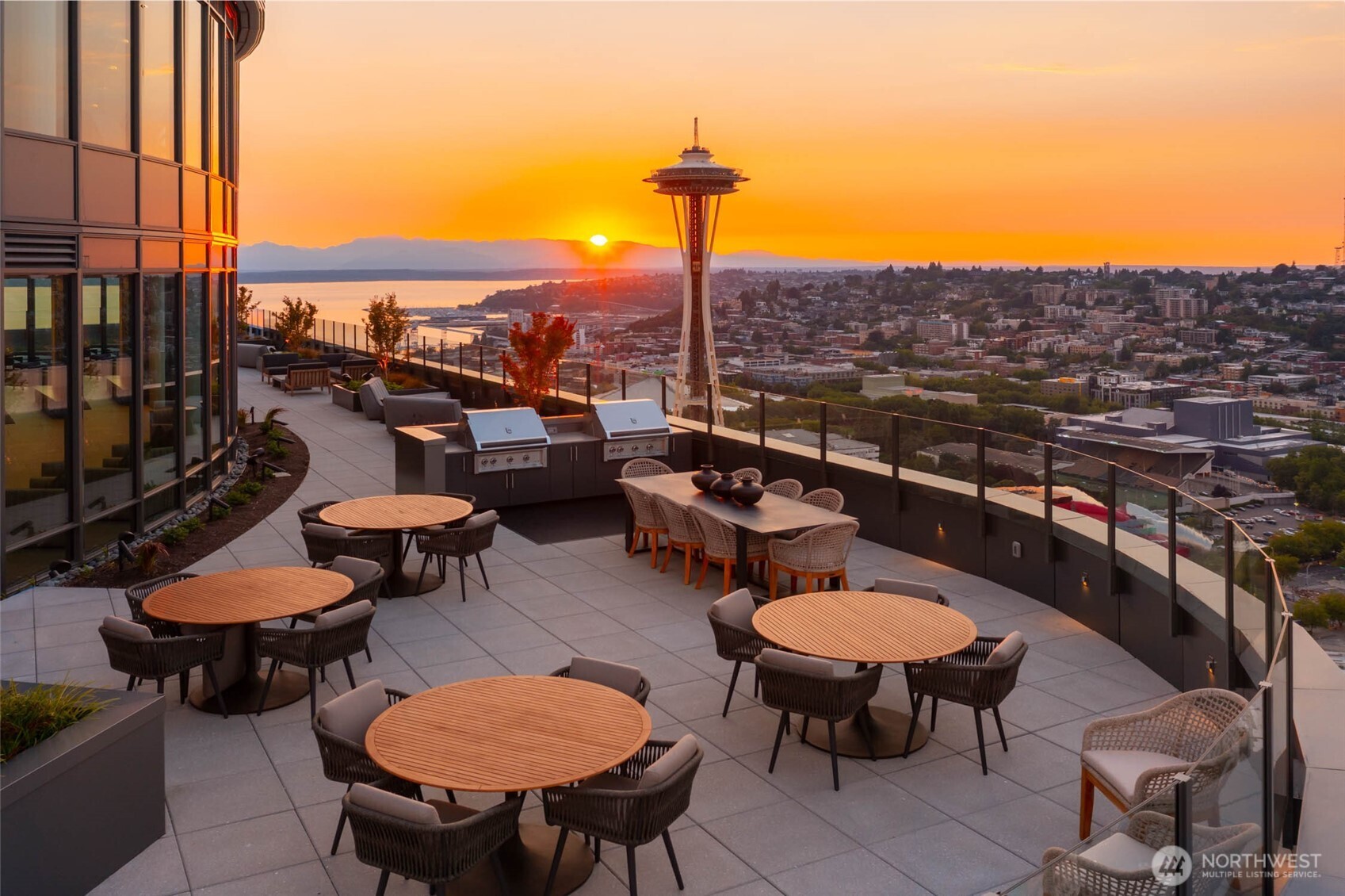 2510 6th Avenue Unit: 2504