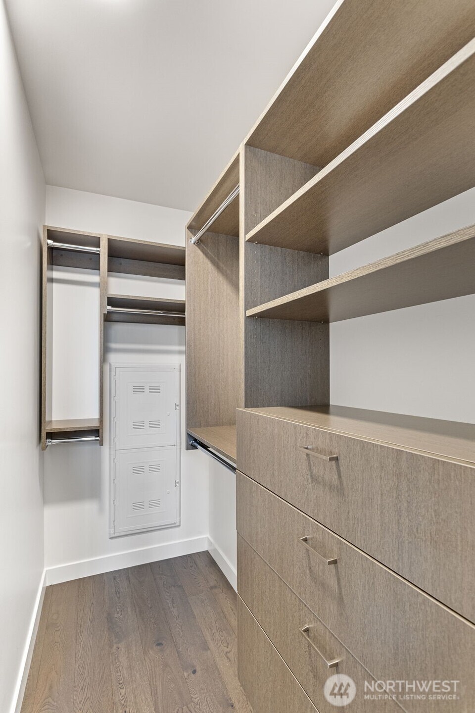 2510 6th Avenue Unit: 2504