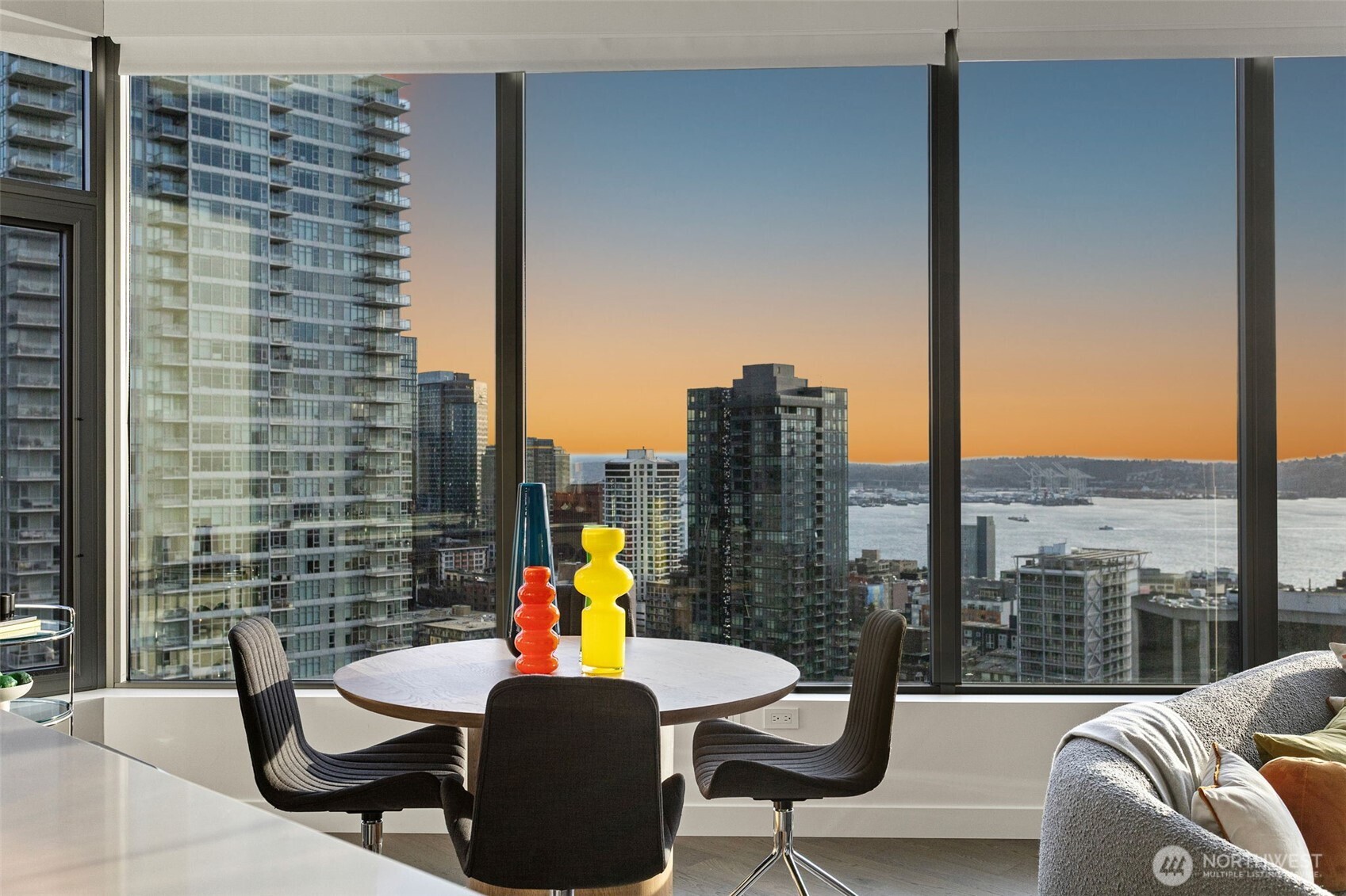 2510 6th Avenue Unit: 2504