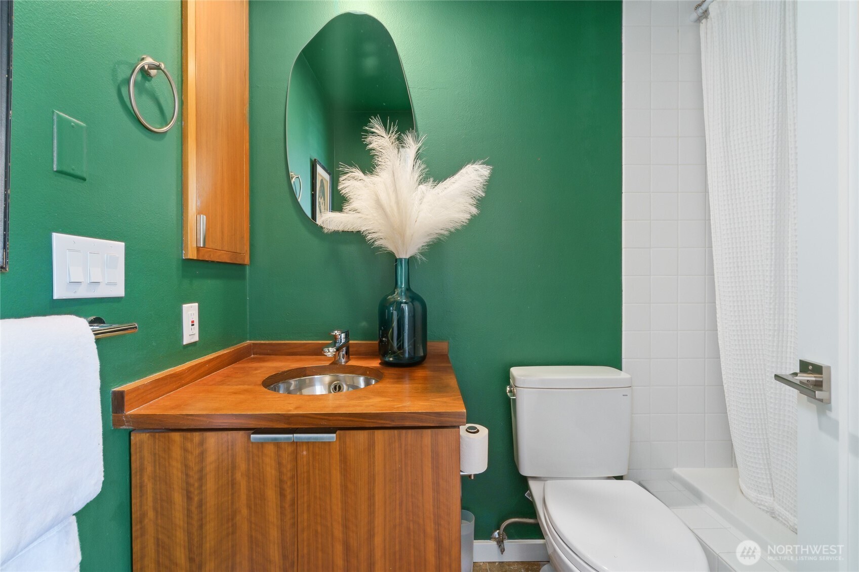 2364 Fairview Avenue E Unit: 1