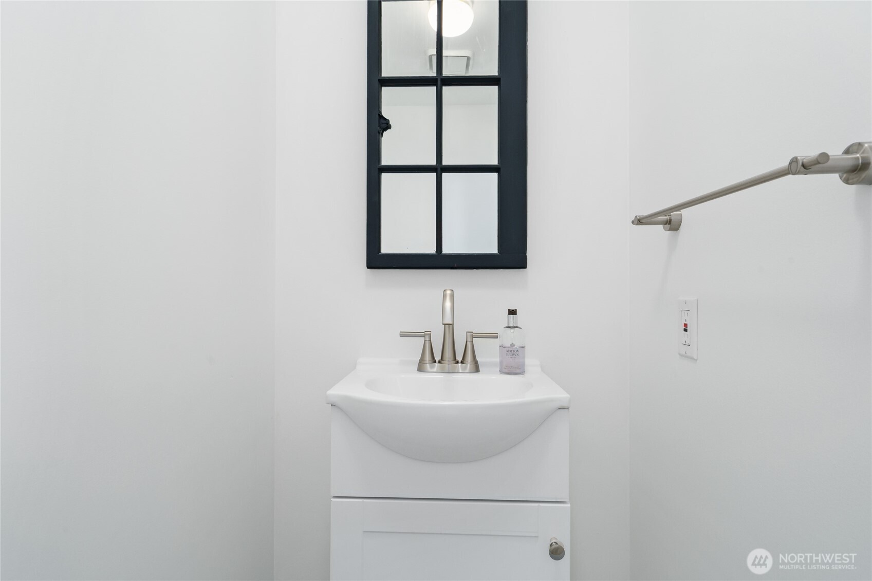 2364 Fairview Avenue E Unit: 1