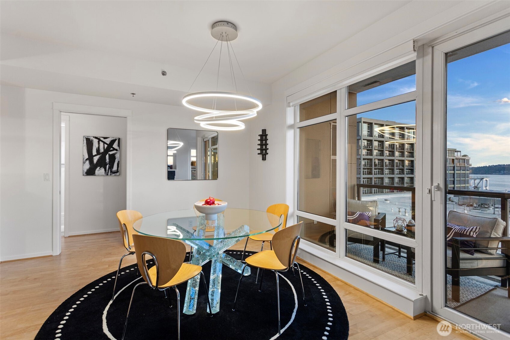 2801 1st Avenue Unit: 401