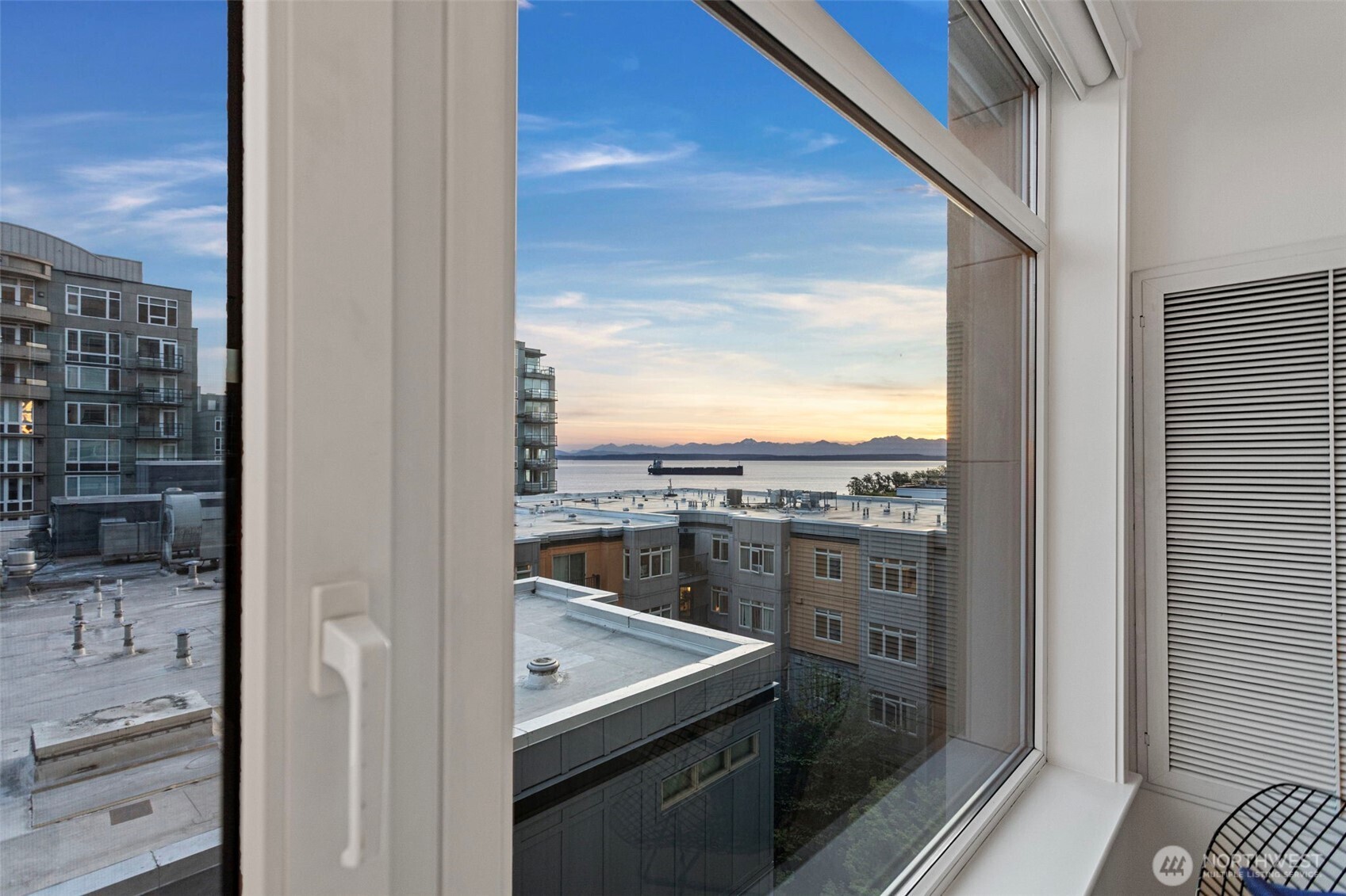2801 1st Avenue Unit: 401