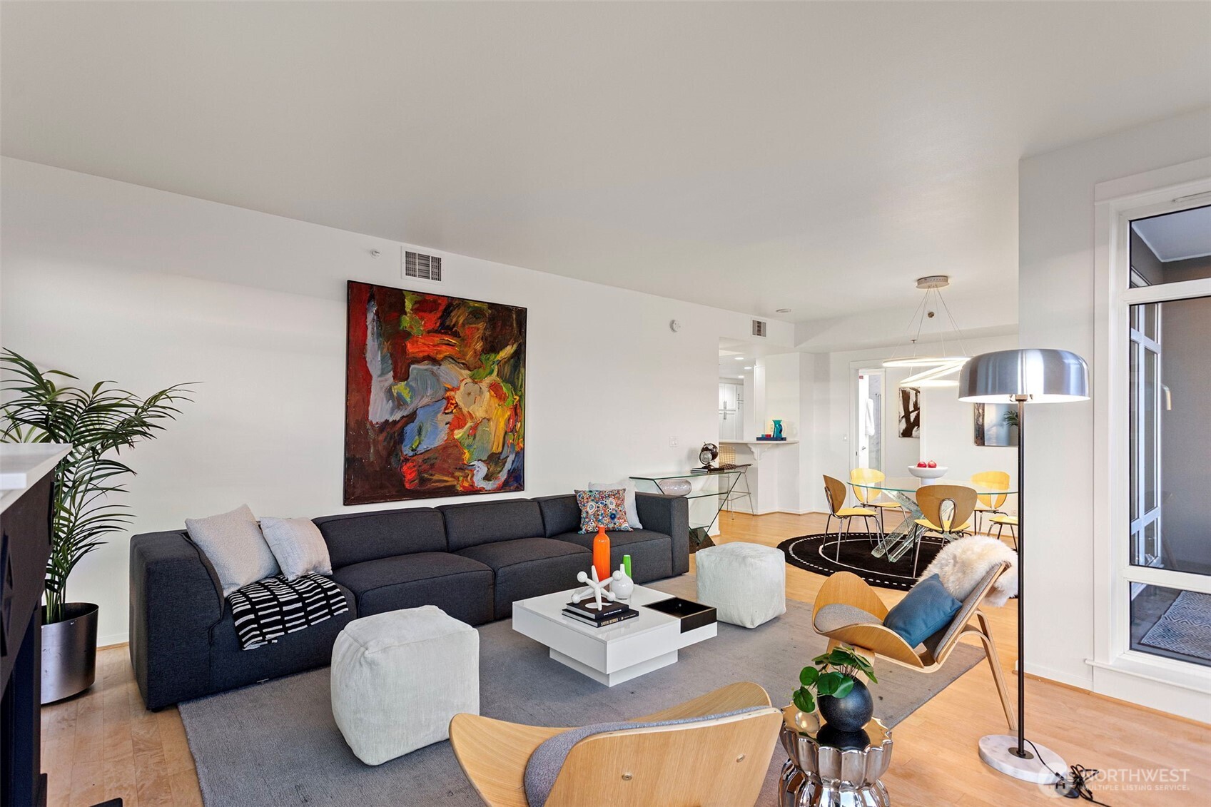 2801 1st Avenue Unit: 401