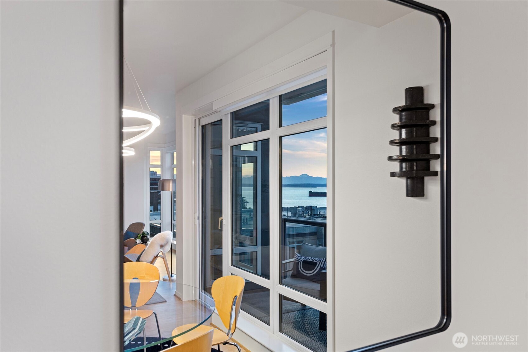 2801 1st Avenue Unit: 401