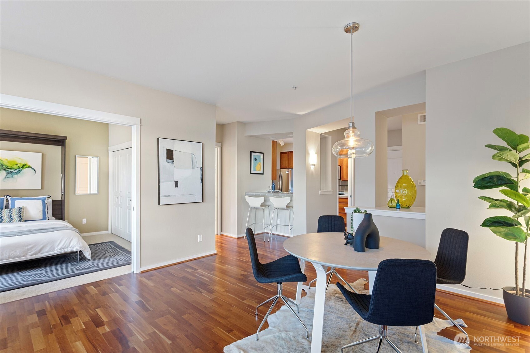 1900 Alaskan Way Unit: 514