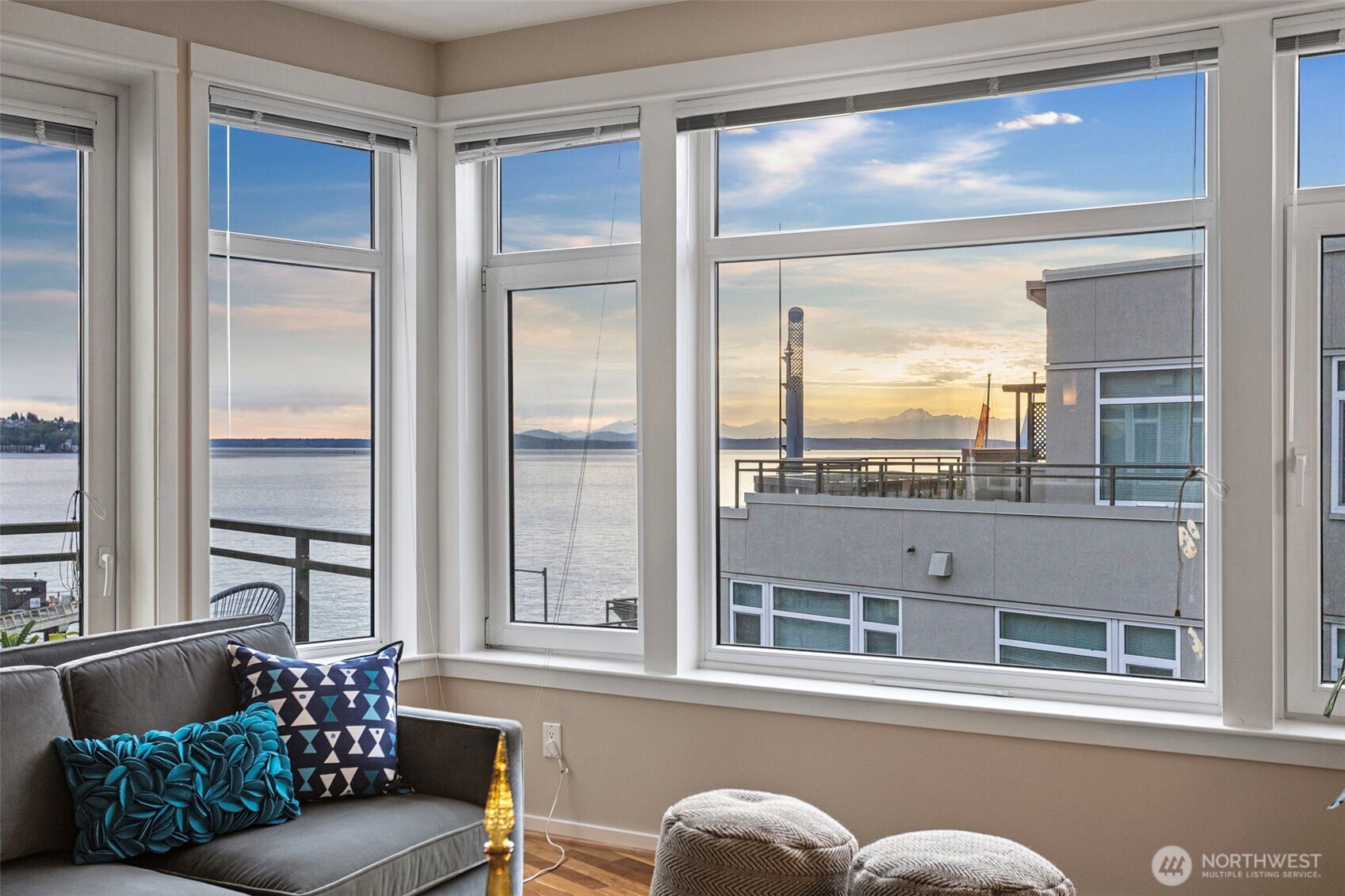 1900 Alaskan Way Unit: 514