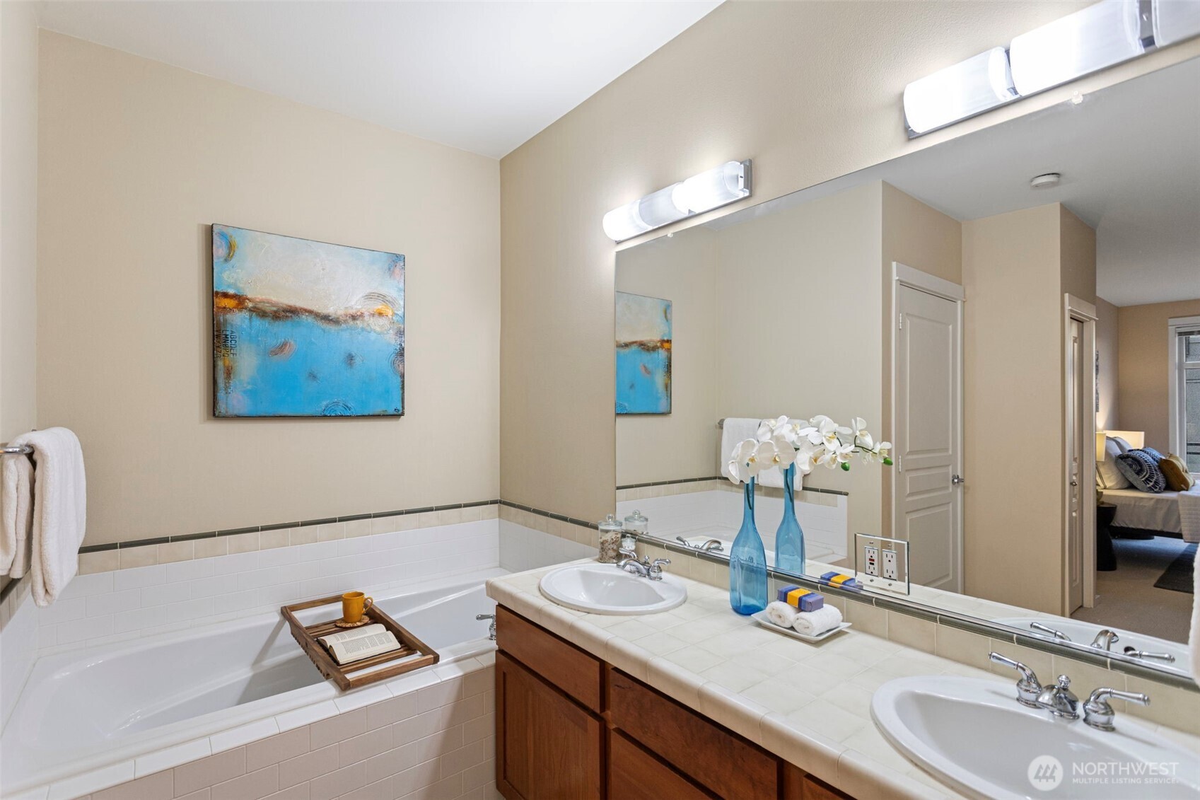 1900 Alaskan Way Unit: 514