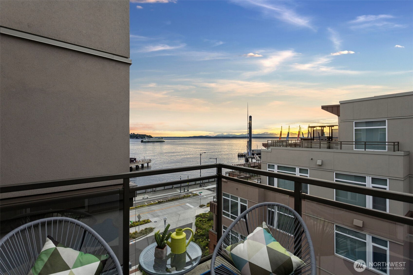 1900 Alaskan Way Unit: 514