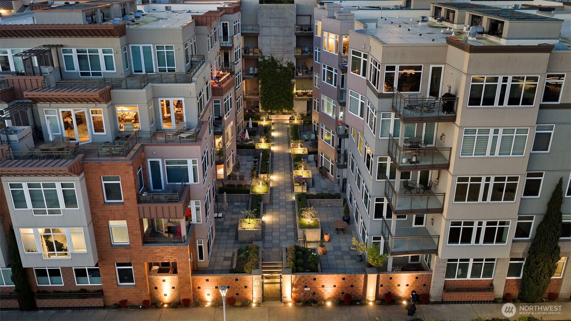 1900 Alaskan Way Unit: 514