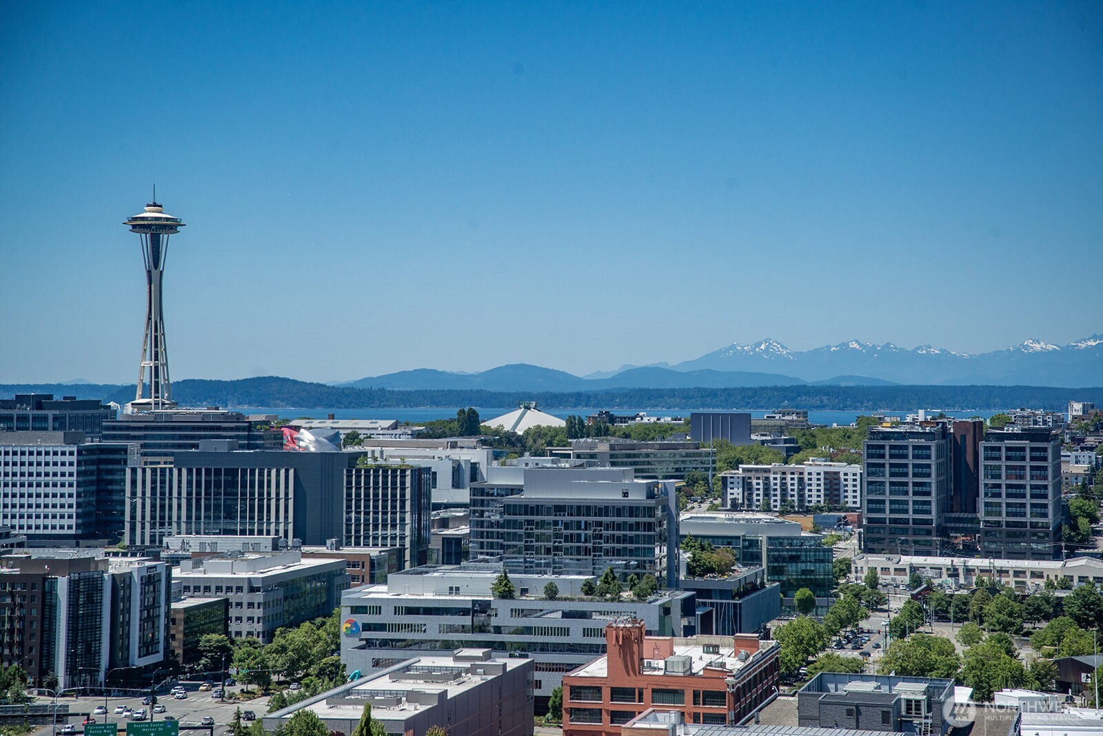 745 Bellevue Avenue E Unit: 402