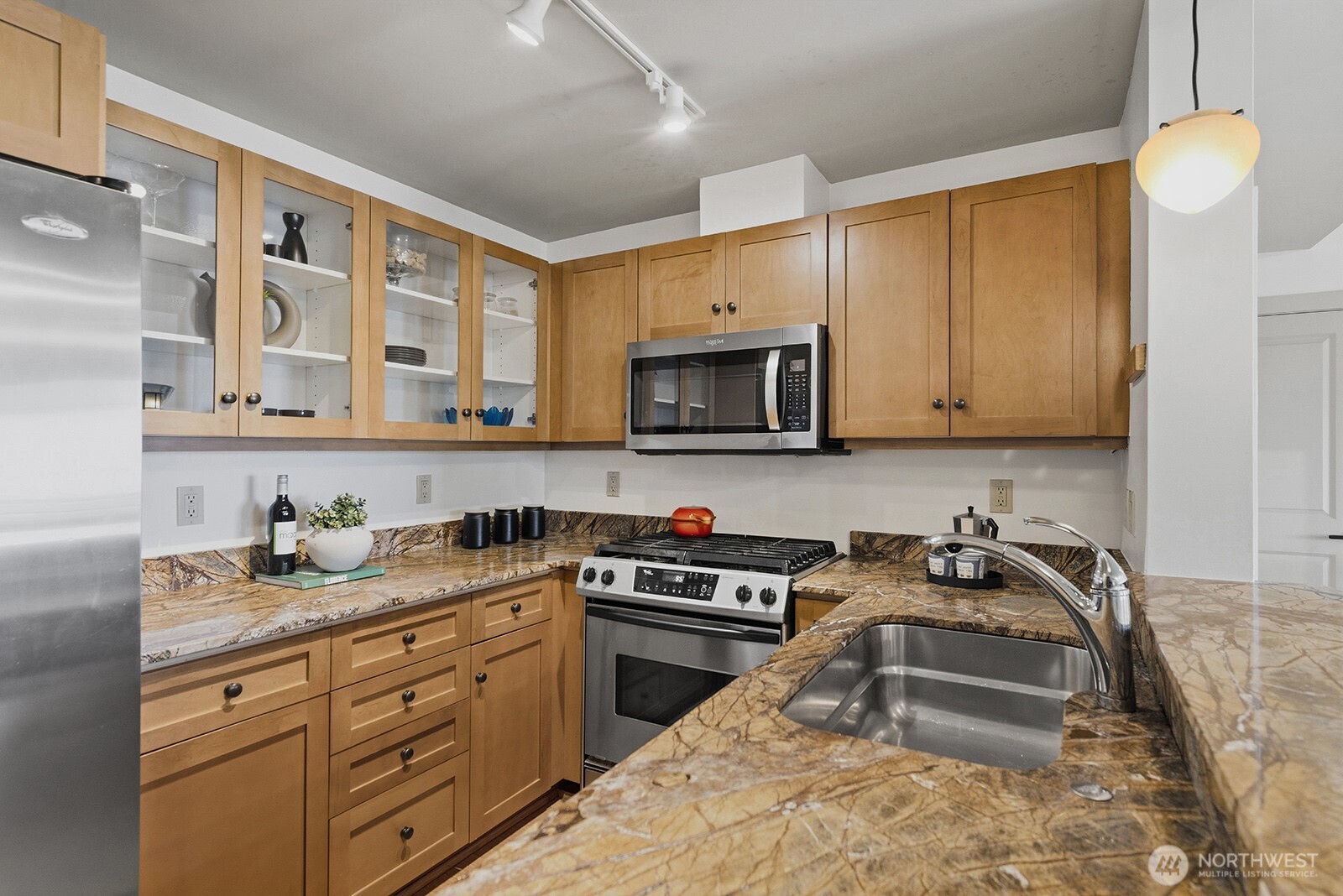 745 Bellevue Avenue E Unit: 109