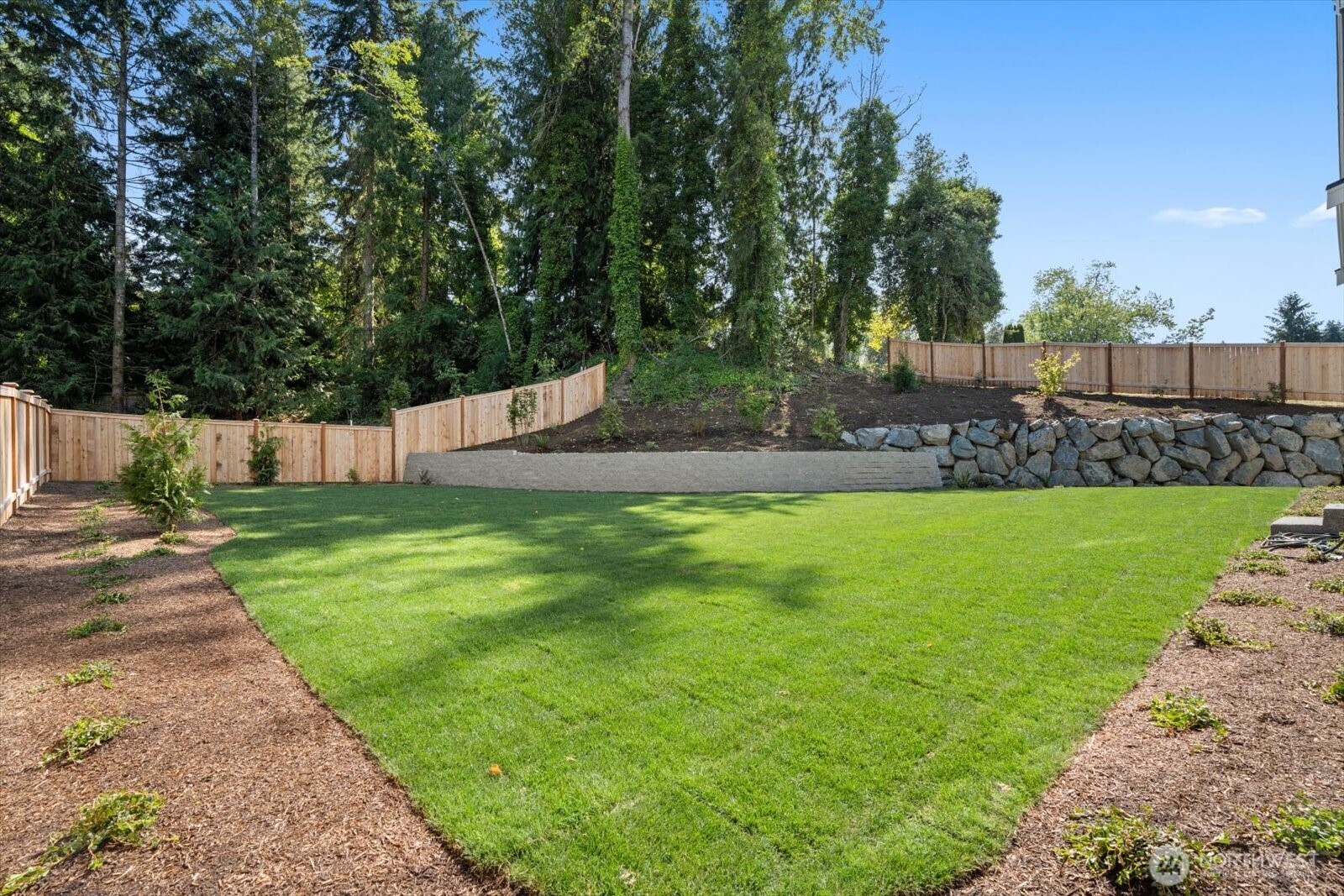 3504 Alaska Road
