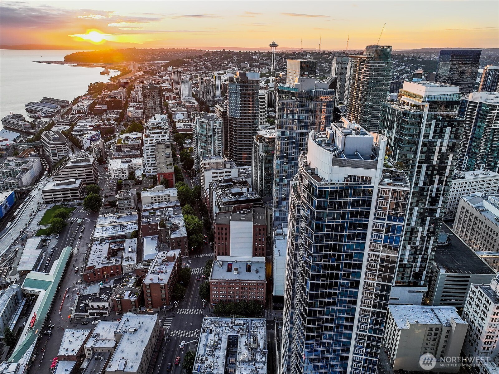 1521 2nd Avenue Unit: 802
