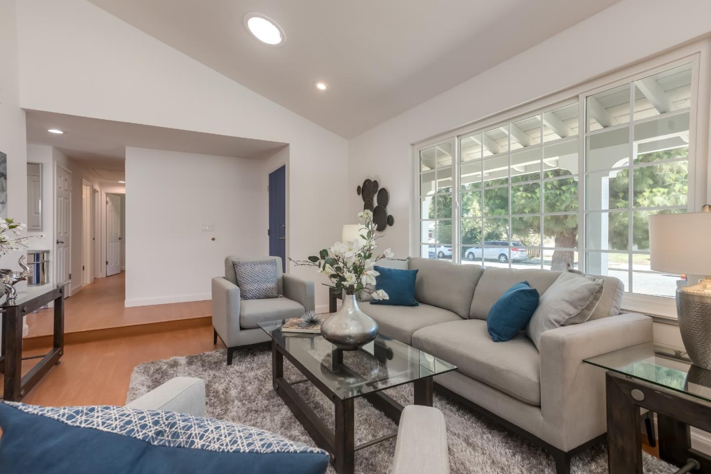 939 Burman DR