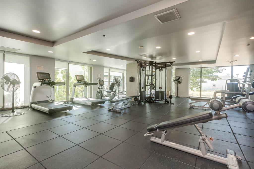 38 N Almaden BLVD 1420