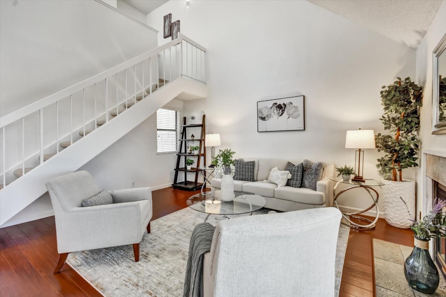 1129 Foxchase Drive