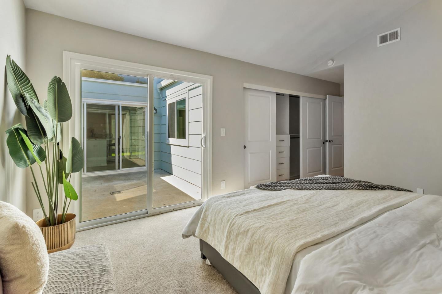 43 Southcreek Court