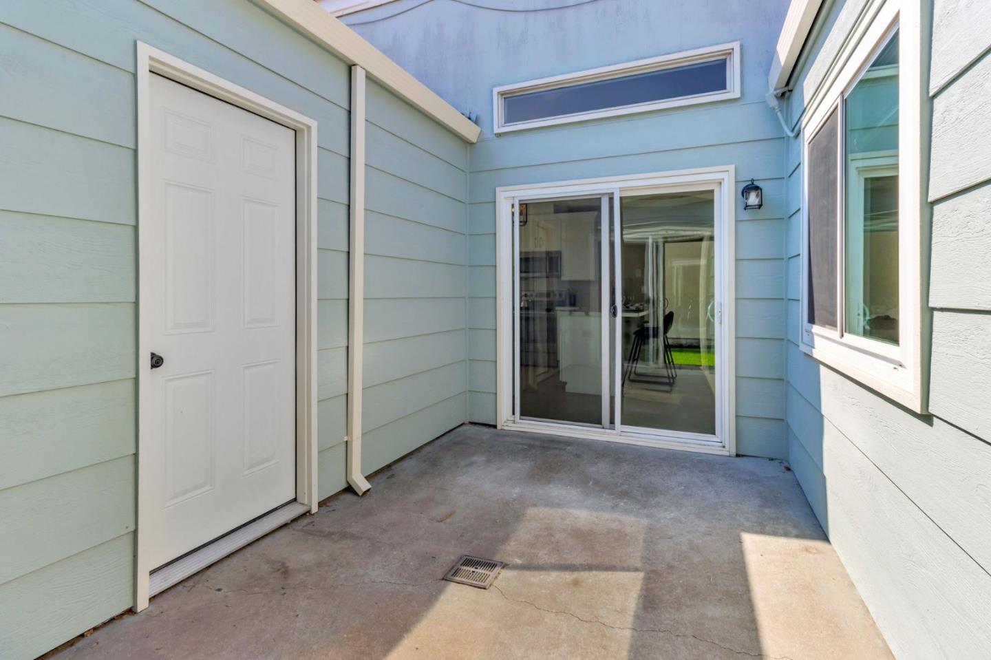 43 Southcreek Court