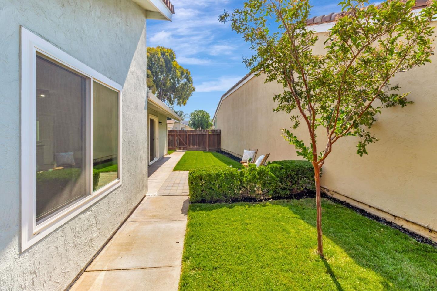 43 Southcreek Court