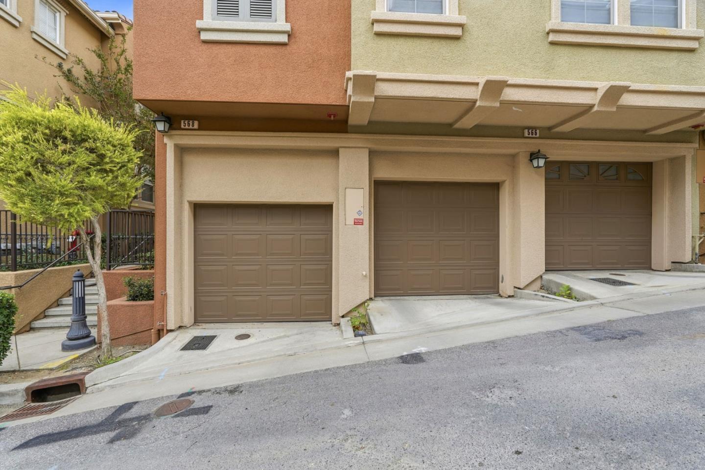 568 Altino Boulevard