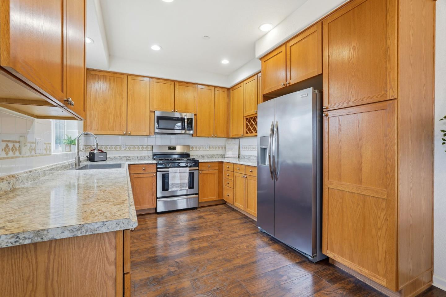 568 Altino Boulevard