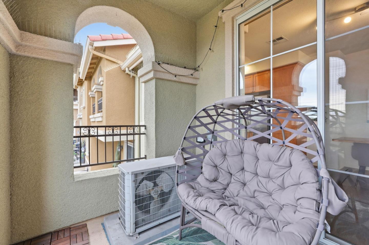 568 Altino Boulevard